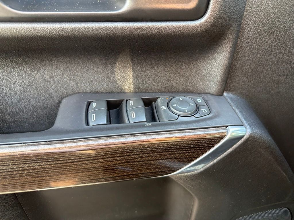 2020 Chevrolet Silverado 1500 LT - Photo 11