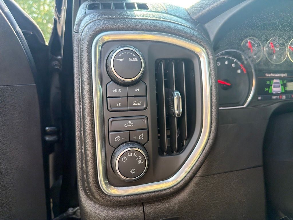 2020 Chevrolet Silverado 1500 LT - Photo 12