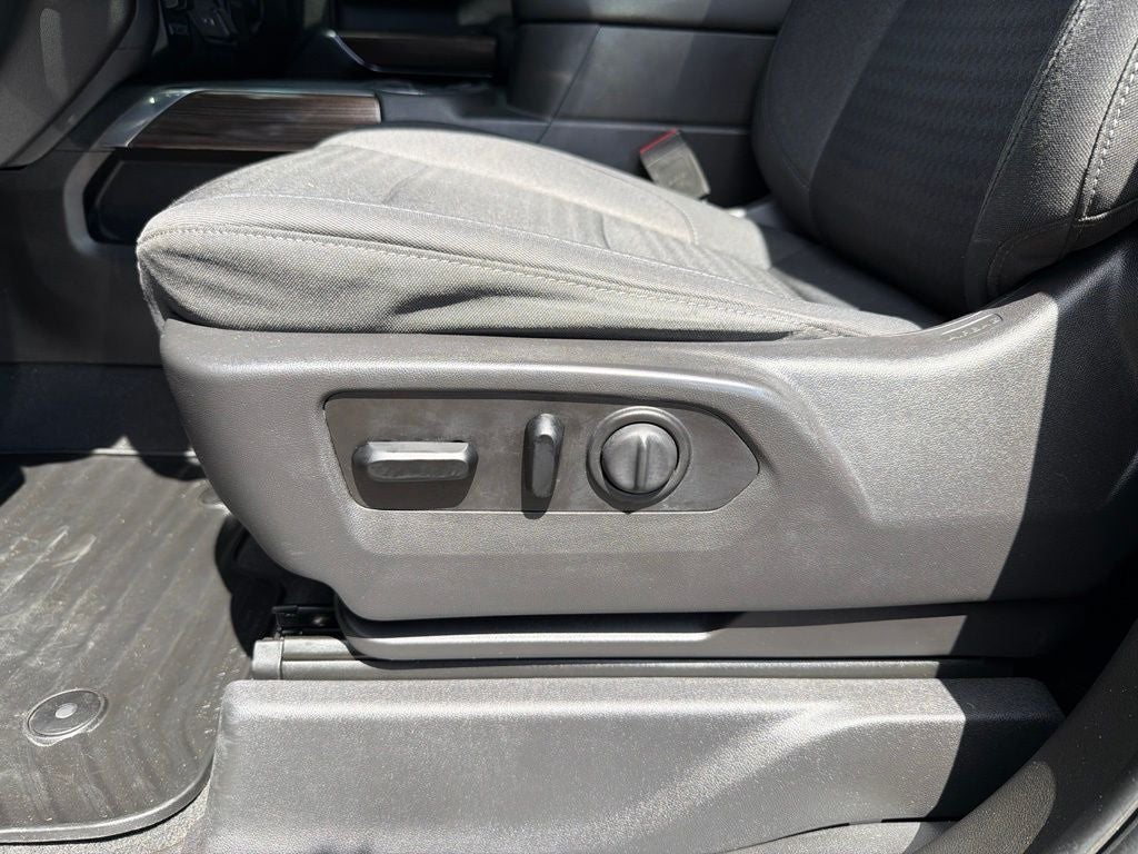 2021 Chevrolet Silverado 1500 RST - Photo 11