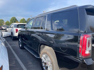 2016 GMC Yukon SLT Sunroof, Leather, DVD, Third Row