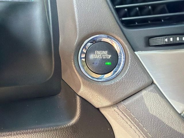 2017 GMC Yukon Denali - Photo 16