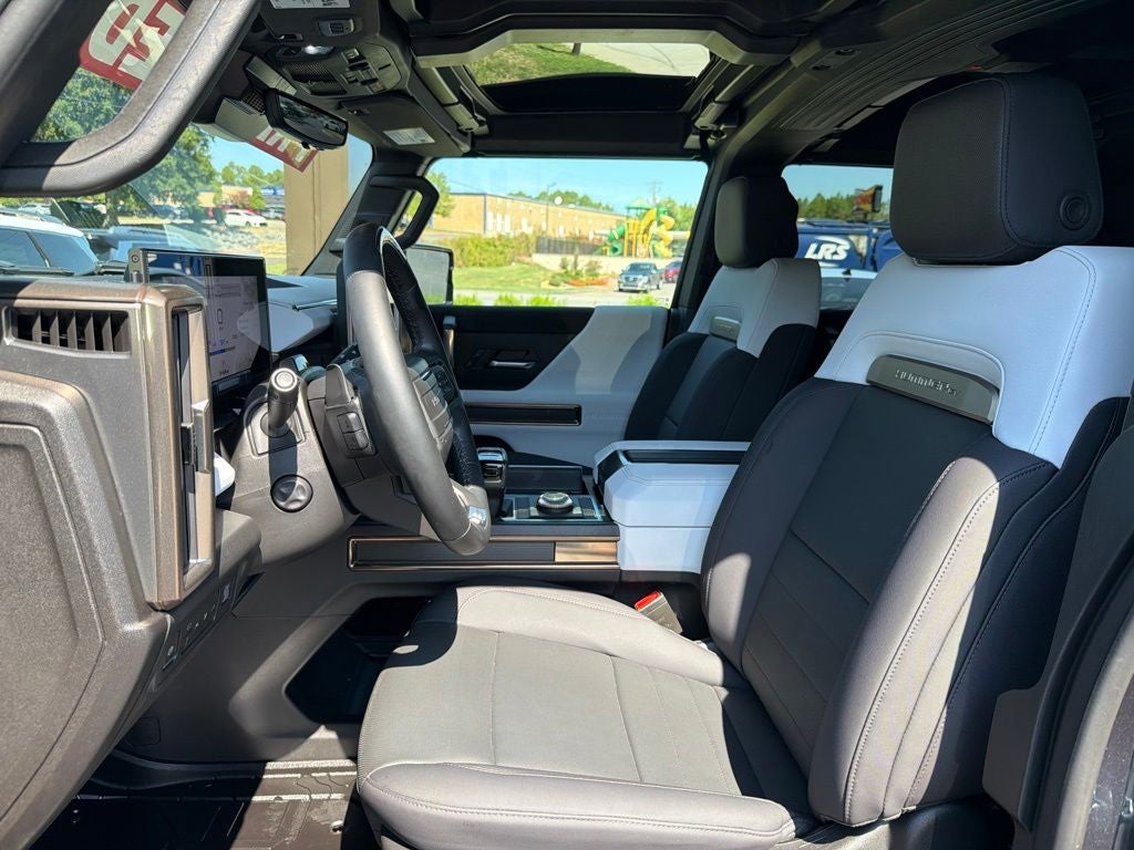 2025 GMC Hummer EV SUV 3X Low Miles, Clean CarFax
