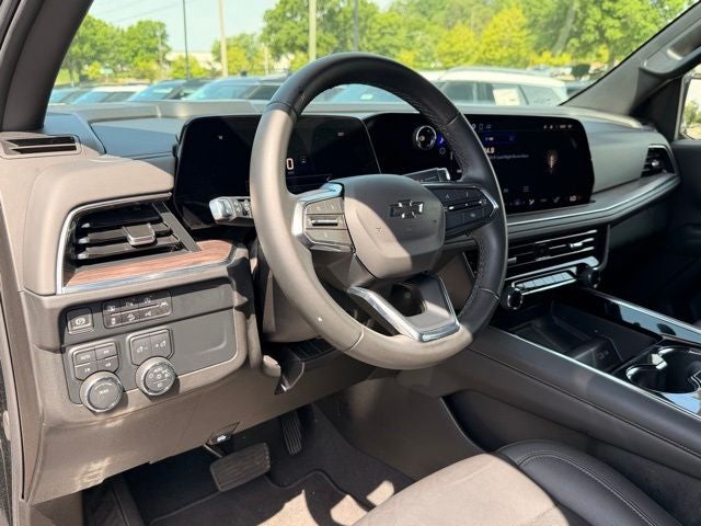 2025 Chevrolet Tahoe Z71 - Photo 9