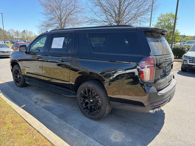 2023 Chevrolet Suburban RST