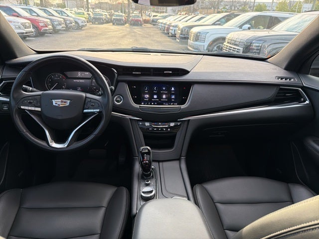2023 Cadillac XT6 Luxury