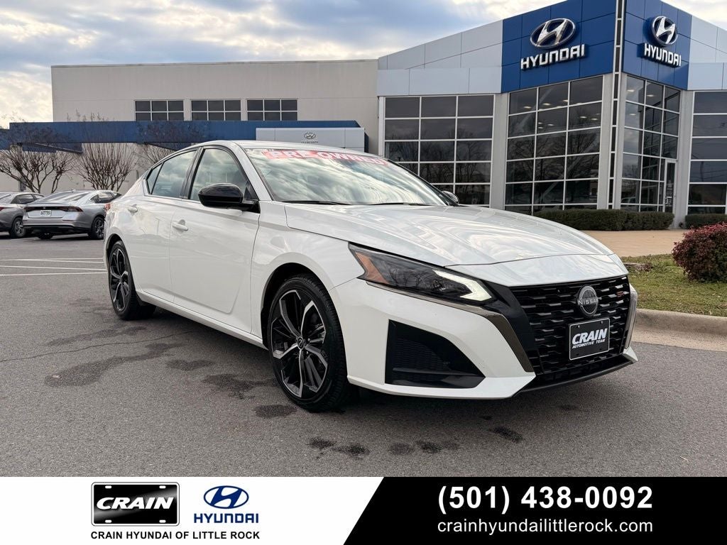 2024 Nissan Altima SR