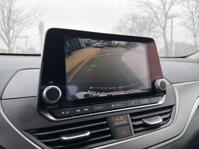 2025 Nissan Altima 2.5 SR