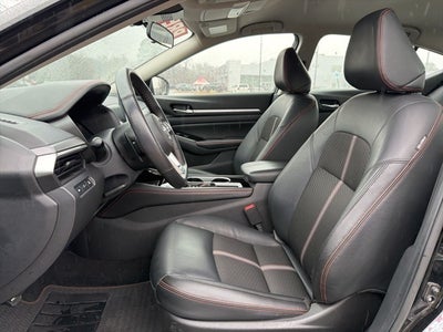 2025 Nissan Altima 2.5 SR