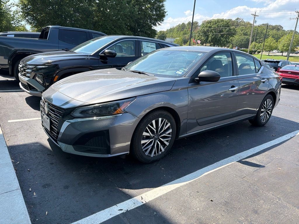 2025 Nissan Altima 2.5 SV CARFAX 1-Owner
