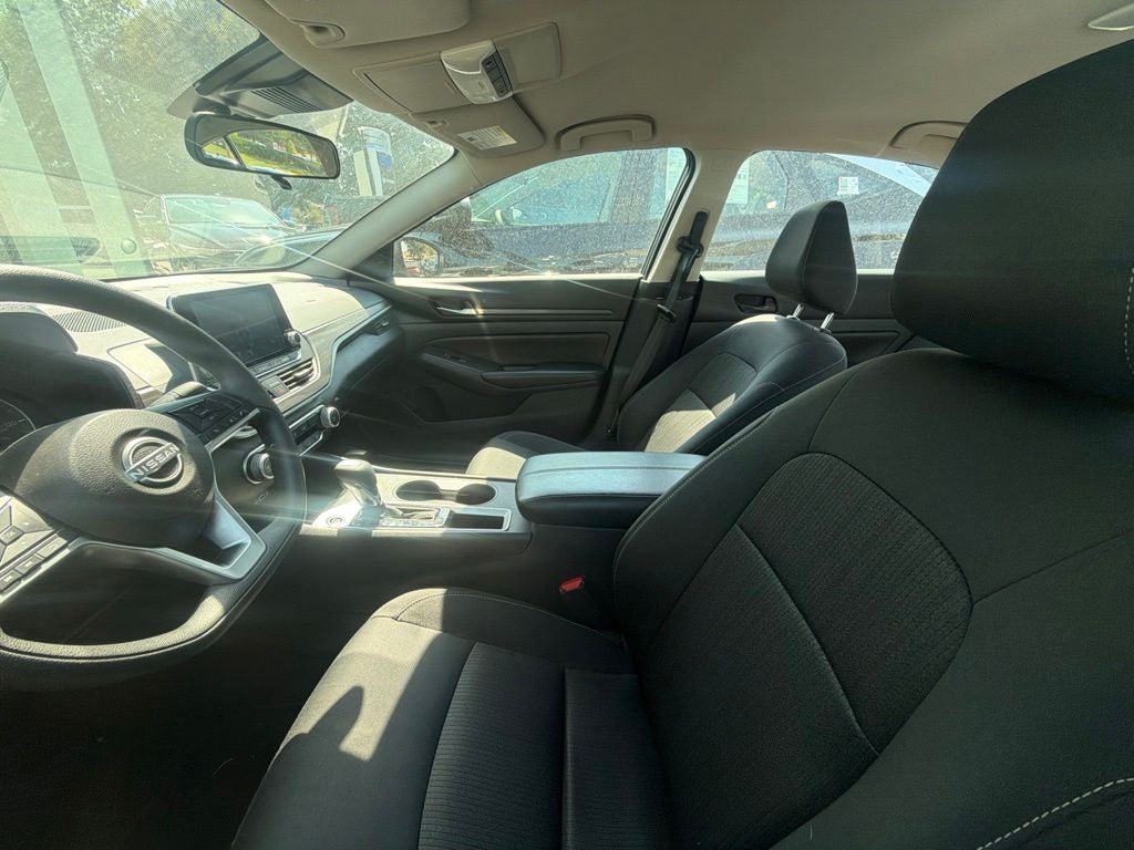 2025 Nissan Altima 2.5 SV CARFAX 1-Owner