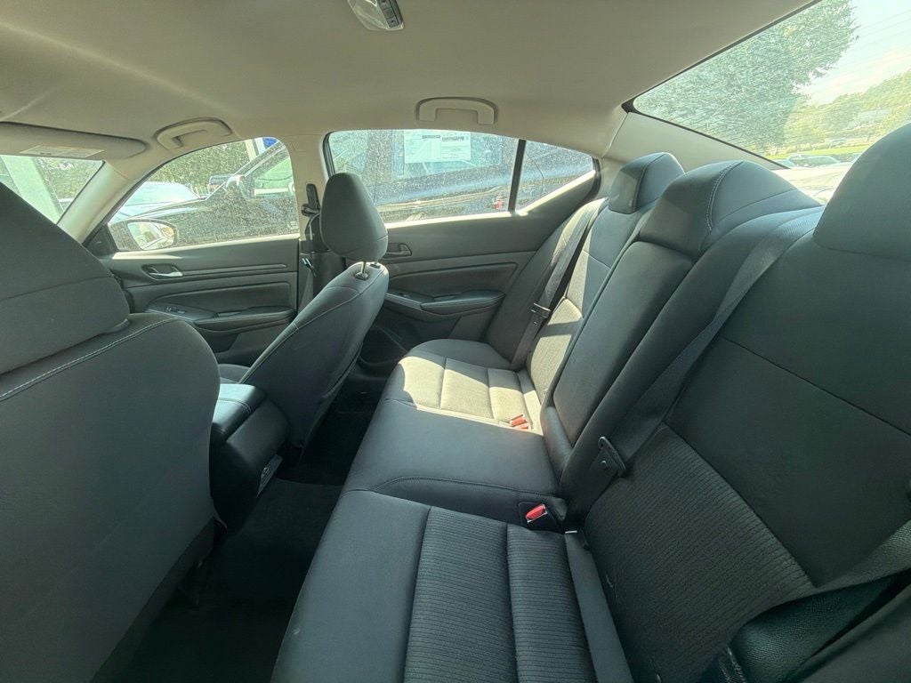 2025 Nissan Altima 2.5 SV CARFAX 1-Owner