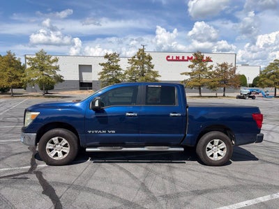 2019 Nissan Titan SV Clean CarFax, Navi, Blind Spot, CarPlay