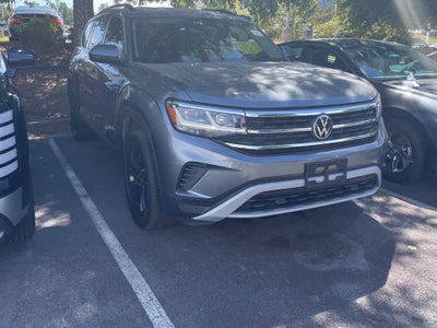 2023 Volkswagen Atlas 2.0T SE w/Technology Clean CarFax, One Owner, Third Row Seat