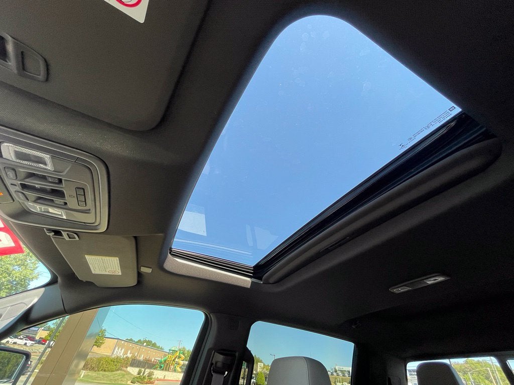 2023 Chevrolet Silverado 2500HD LTZ LTZ Plus, Moonroof, Z71