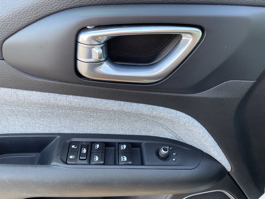 2024 Jeep Compass Latitude Clean CarFax, One Owner