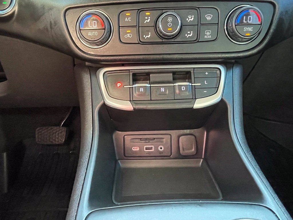 2022 GMC Terrain SLE - Photo 19