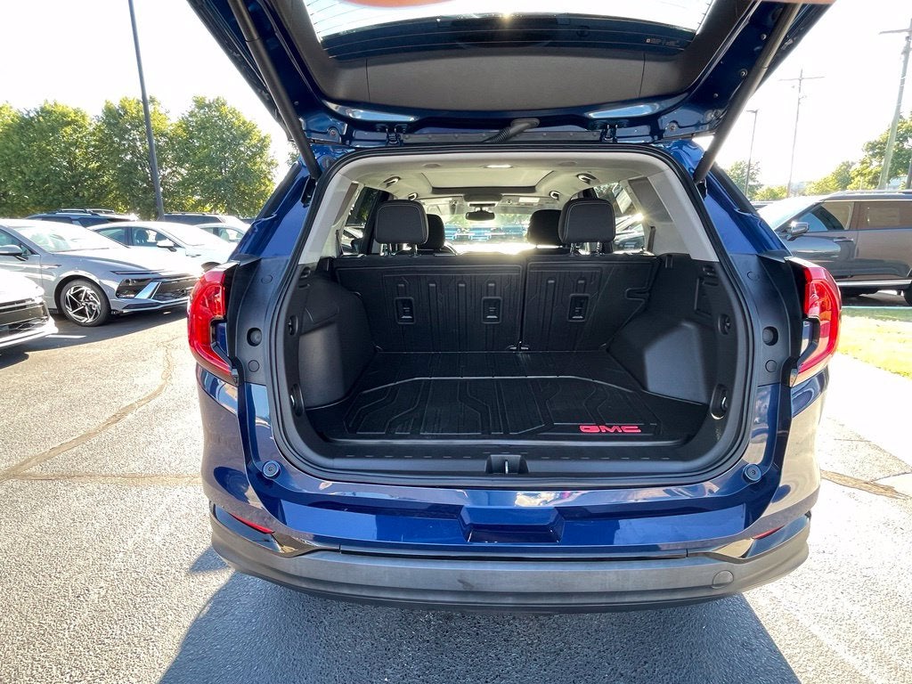 2022 GMC Terrain SLE - Photo 8