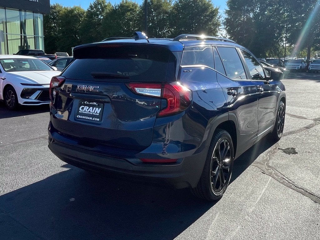 2022 GMC Terrain SLE - Photo 9