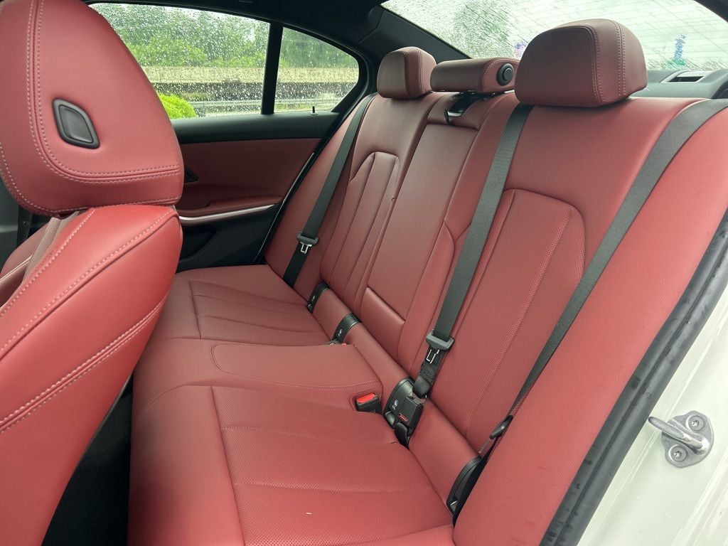 2025 BMW 3 Series 330i CLEAN CARFAX 1-OWNER