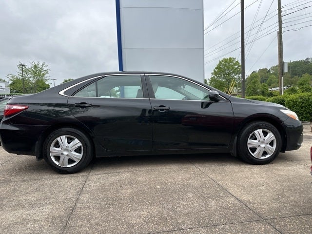 Used 2015 Toyota Camry LE with VIN 4T1BF1FK6FU030994 for sale in Little Rock, AR