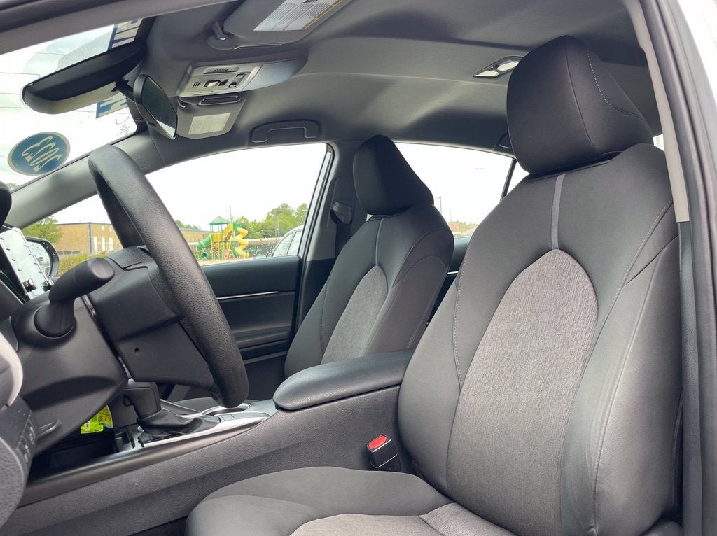 2023 Toyota Camry LE - Photo 23