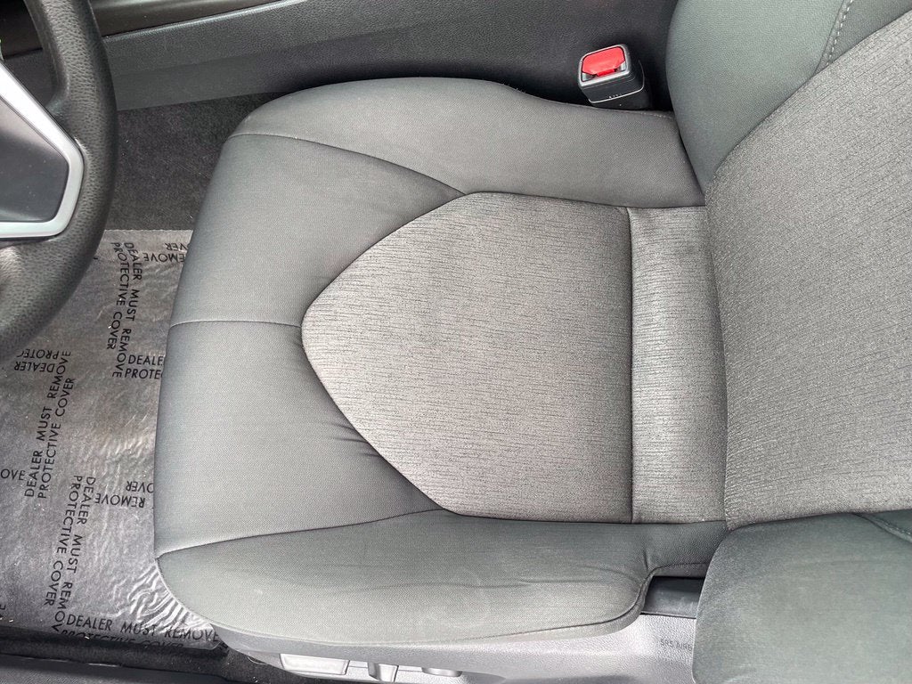 2023 Toyota Camry LE - Photo 25