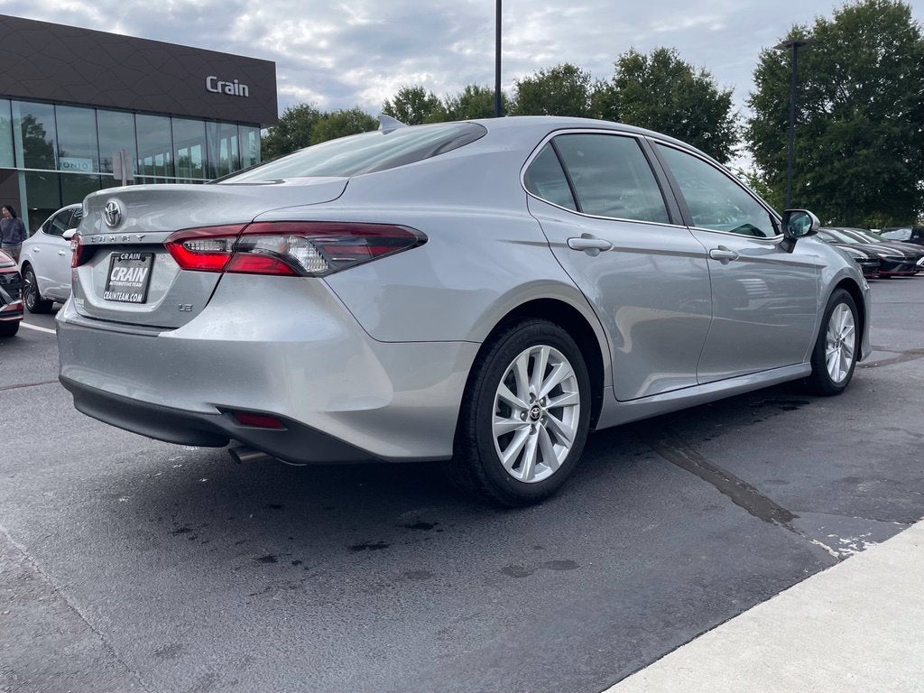 2023 Toyota Camry LE - Photo 8