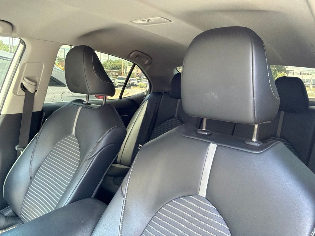 2023 Toyota Camry SE - Photo 29