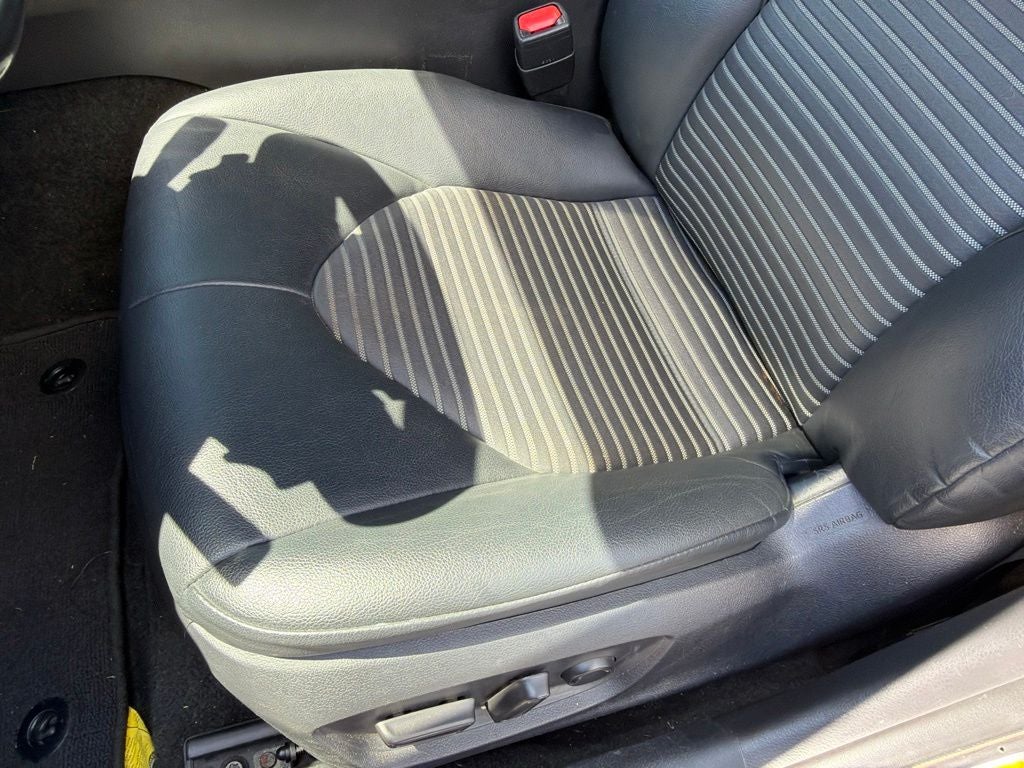 2023 Toyota Camry SE - Photo 30