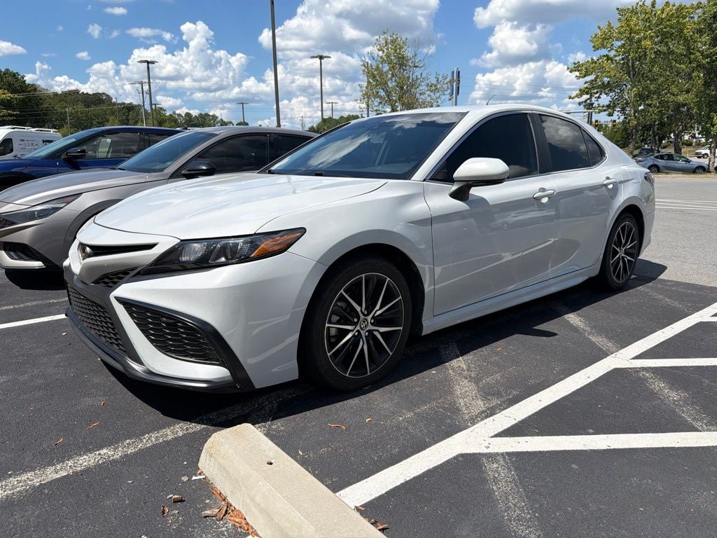 2023 Toyota Camry SE - Photo 6