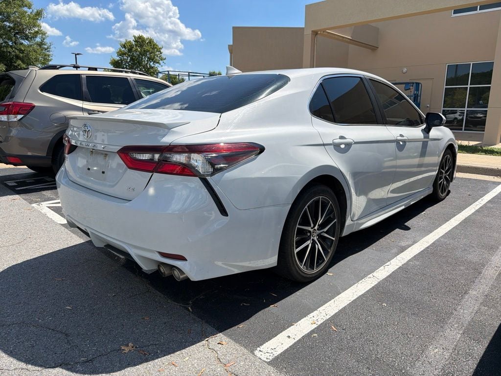 2023 Toyota Camry SE - Photo 9