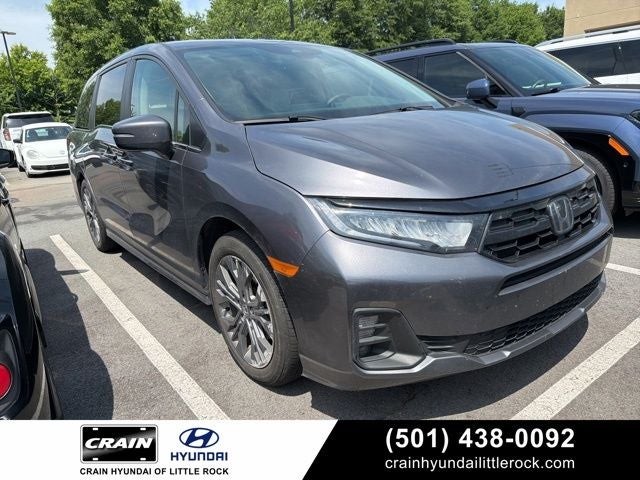 2025 Honda Odyssey Touring's photo