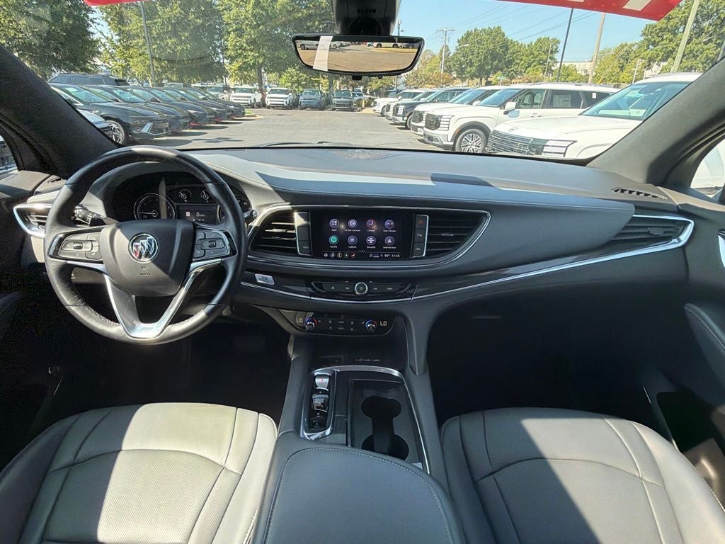 2024 Buick Enclave Essence Sport Touring, Pano Roof, Navi, Adaptive Cruise, O