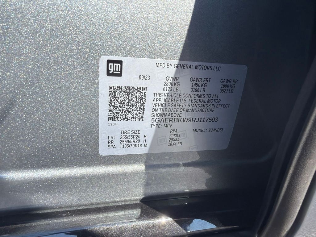 2024 Buick Enclave Essence Sport Touring, Pano Roof, Navi, Adaptive Cruise, O