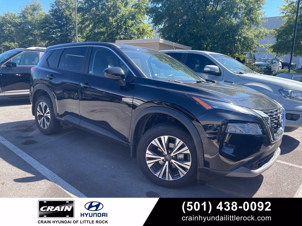2023 Nissan Rogue SV Clean CarFax, Low Miles