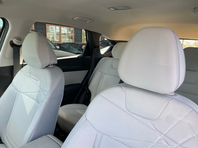 2025 Hyundai TUCSON SE FWD