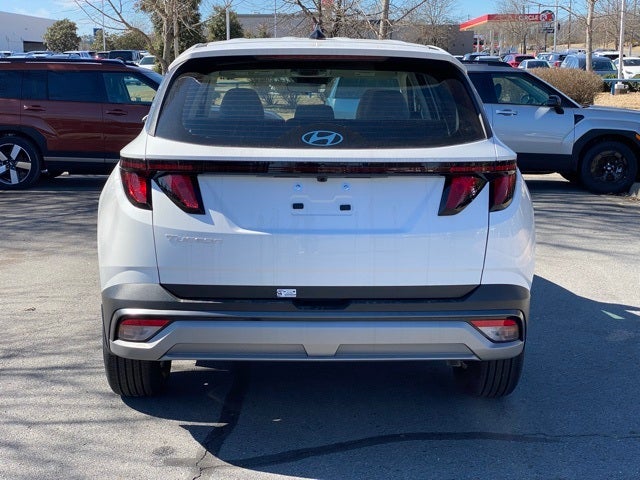 2025 Hyundai TUCSON SE FWD