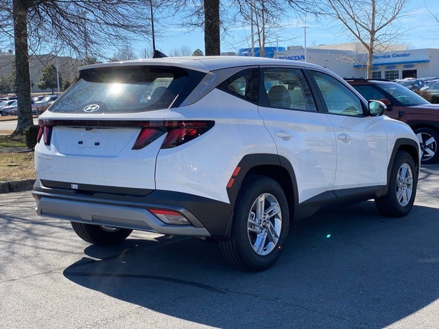 2025 Hyundai TUCSON SE FWD