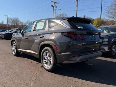 2026 Hyundai TUCSON SE FWD