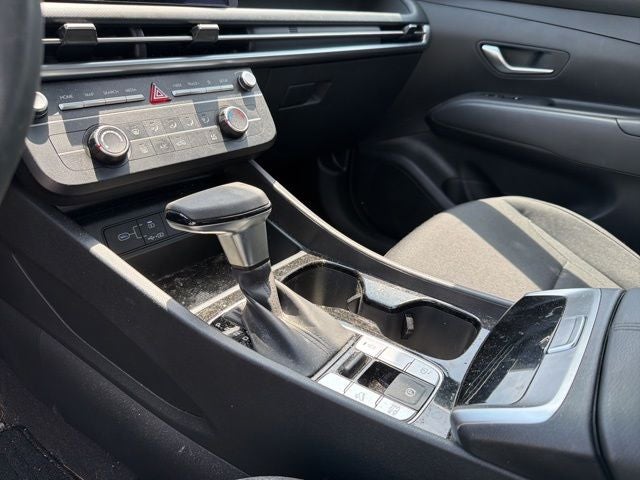 2025 Hyundai Tucson SE - Photo 16