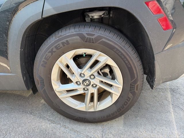2025 Hyundai Tucson SE - Photo 24