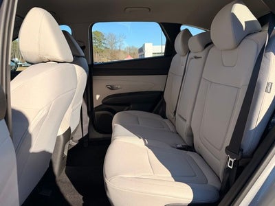 2026 Hyundai TUCSON SE FWD