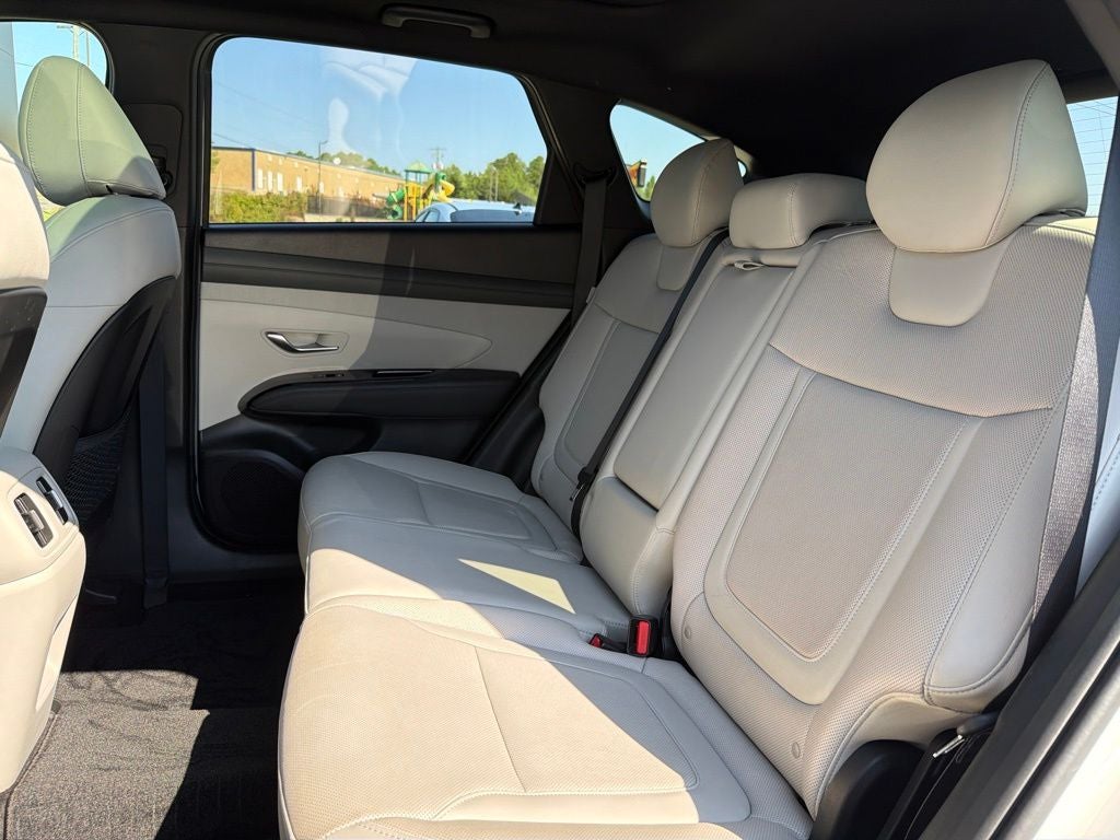 2025 Hyundai TUCSON Limited Clean Carfax, One Owner