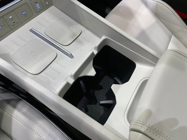 2025 Hyundai SANTA FE Calligraphy FWD