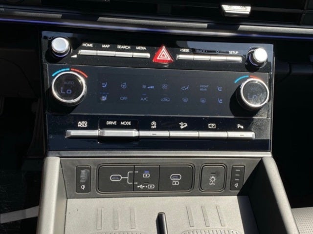 2025 Hyundai SANTA FE Calligraphy FWD