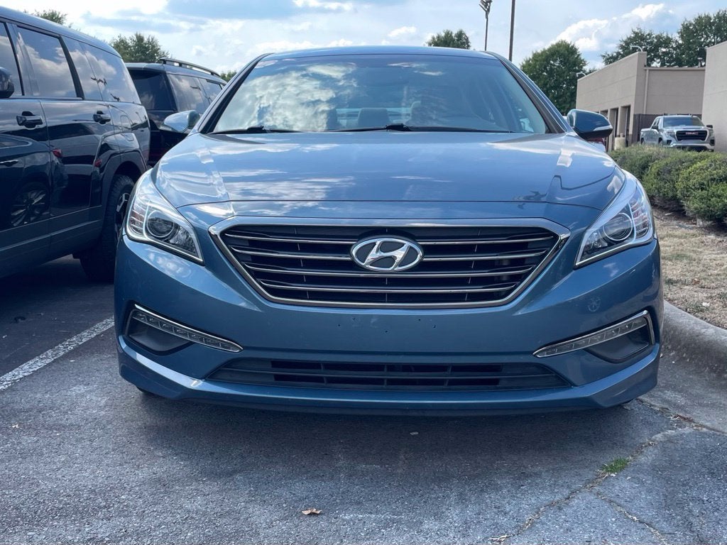 2015 Hyundai Sonata Limited - Photo 2