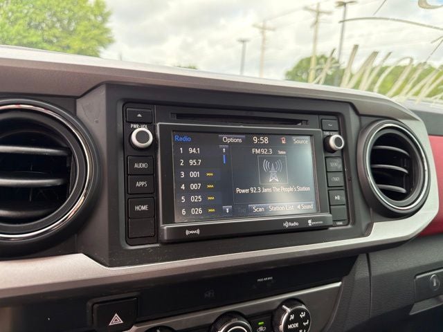 2019 Toyota Tacoma SR5 - Photo 17