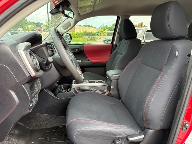 2019 Toyota Tacoma SR5 - Photo 23