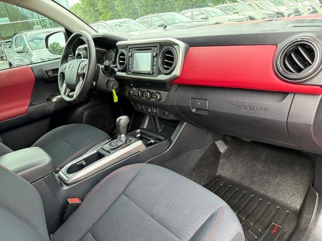 2019 Toyota Tacoma SR5 - Photo 32