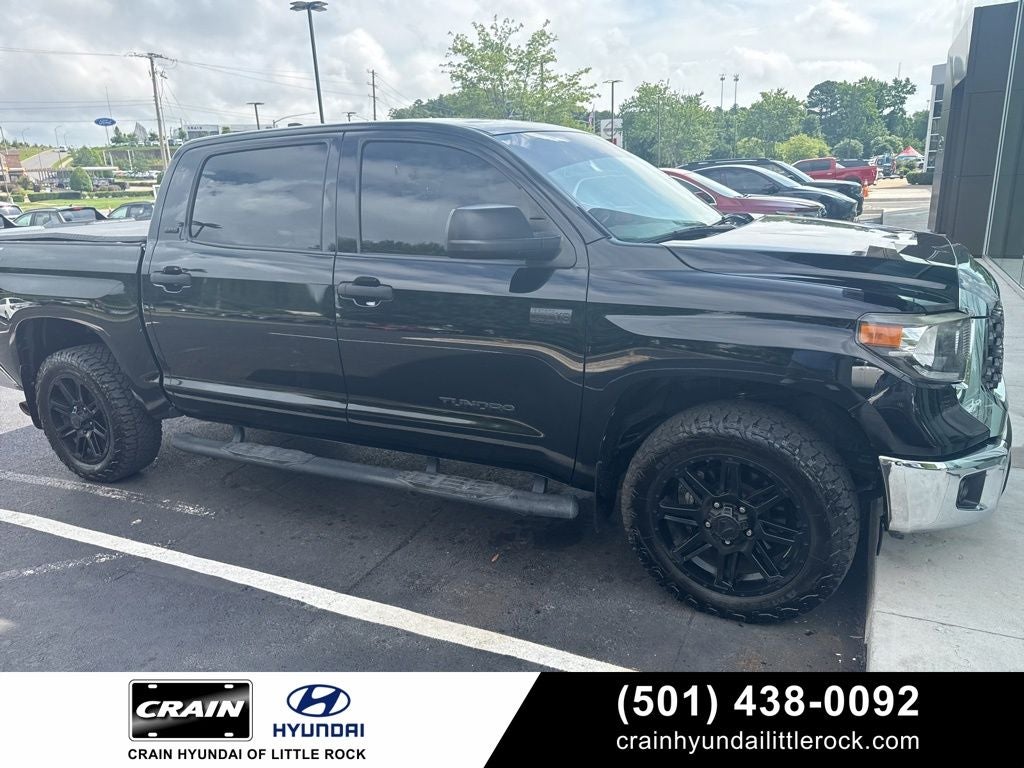 2020 Toyota Tundra SR5 5.7L 4WD Crew Max Short Bed's photo